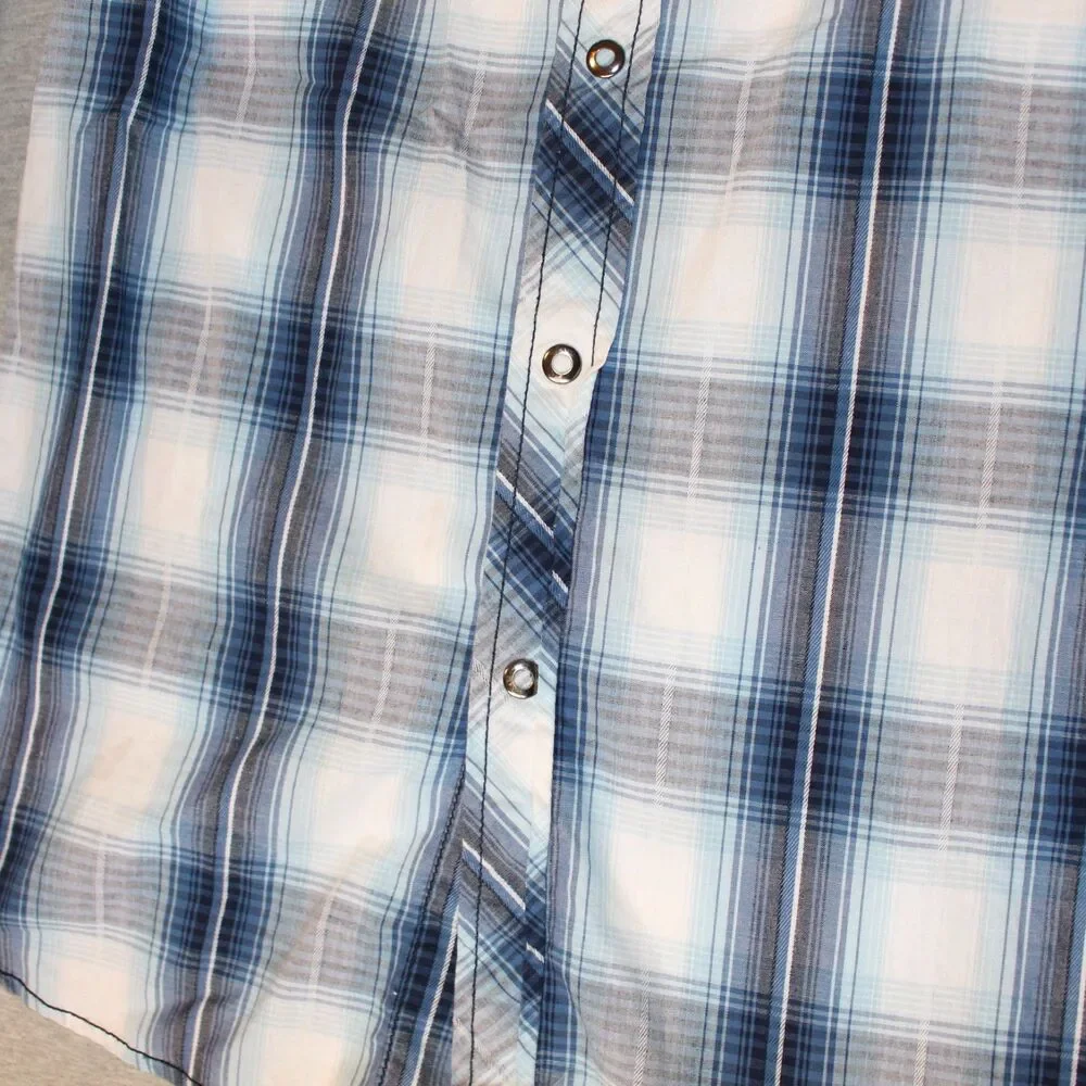 Skully Shirt Mens‎ Medium Blue Plaid Long Sleeve Snap Up Lightweight Western